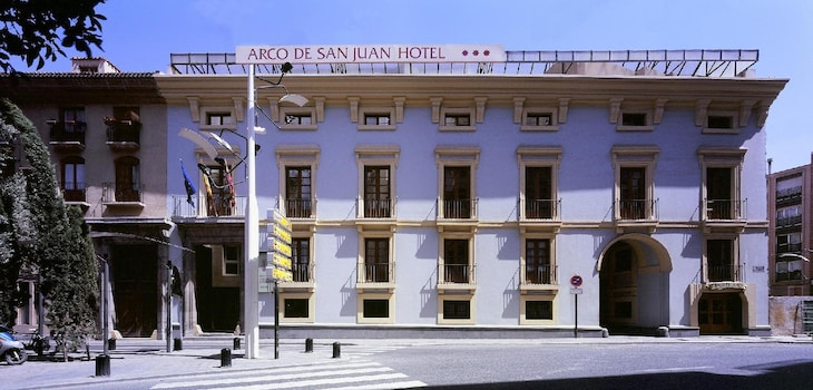 Gallery - Hotel Arco De San Juan