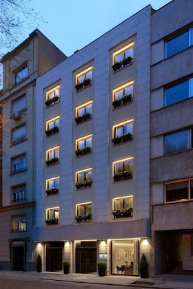 Gallery - The Pavilions Madrid Hotel
