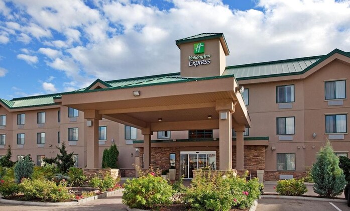 Gallery - Holiday Inn Express And Suites - Vernon, An Ihg Hotel