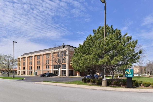 Gallery - Quality Inn & Suites Matteson