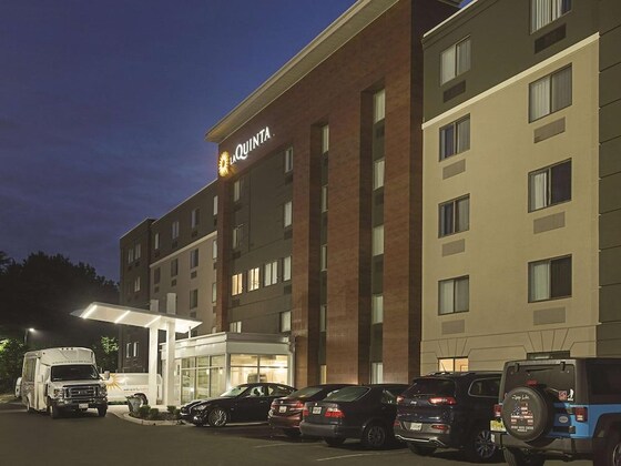 Gallery - La Quinta Inn & Suites by Wyndham Baltimore BWI Airport