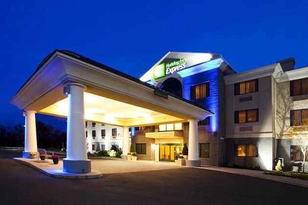 Gallery - Holiday Inn Express Syracuse Airport