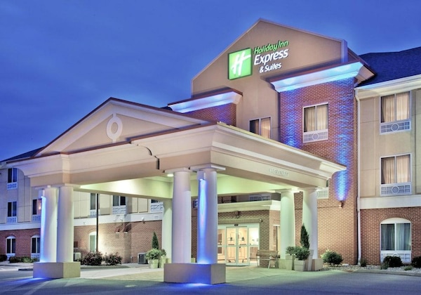 Gallery - Holiday Inn Express Hotel & Suites Urbana-Champaign, An Ihg Hotel