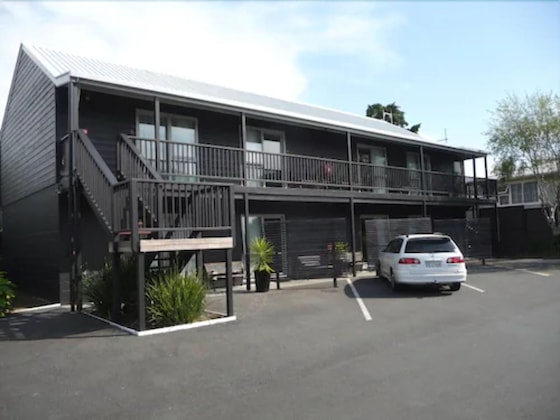 Gallery - 16 Northgate Motor Lodge