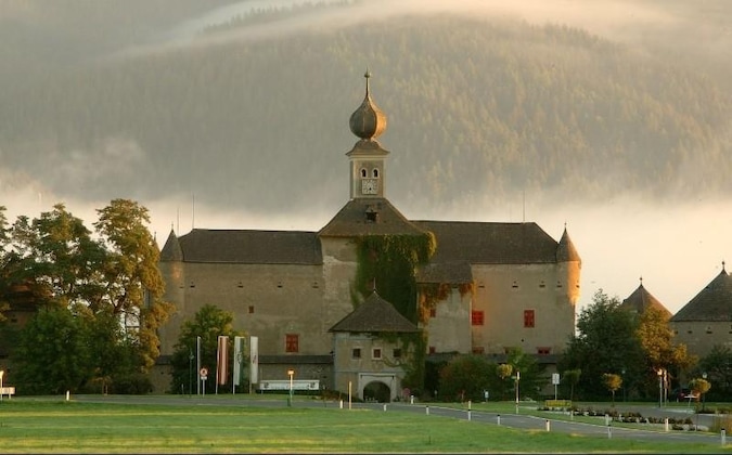 Gallery - Schloss Gabelhofen