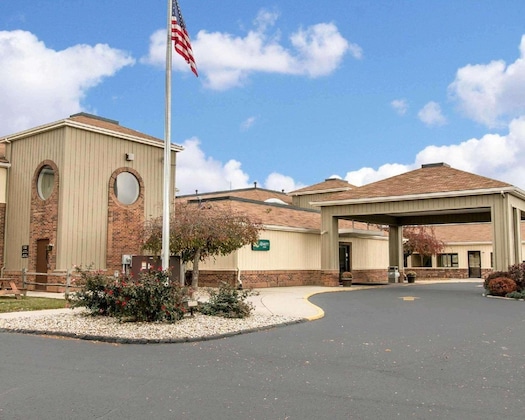 Gallery - Quality Inn Upper Sandusky