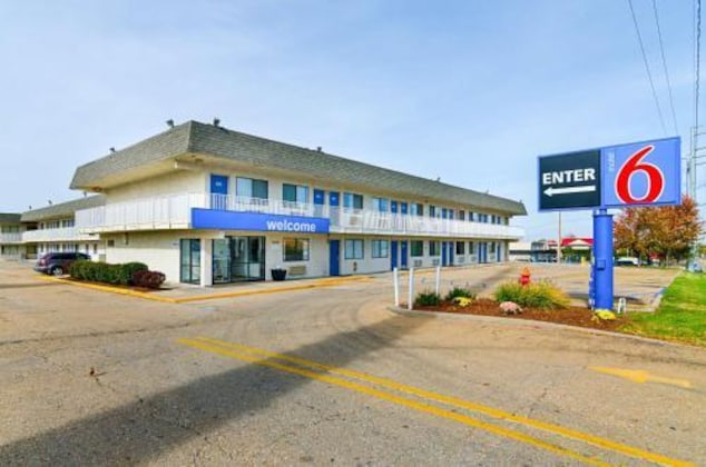 Gallery - Motel 6 Topeka Northwest