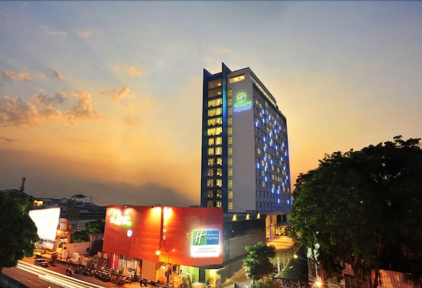 Gallery - Holiday Inn Express Surabaya Centerpoint, An Ihg Hotel