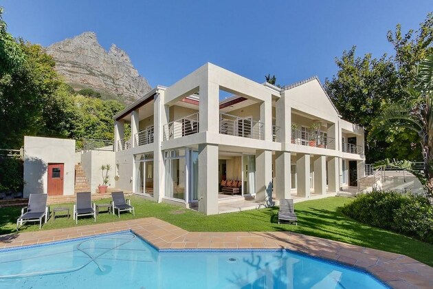 Gallery - Villa 1 Bedroom in Camps Bay, Cape Town